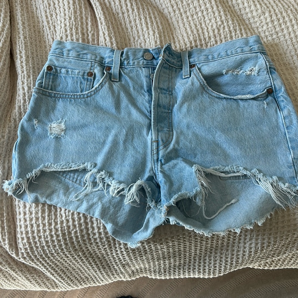 Levi jean shorts